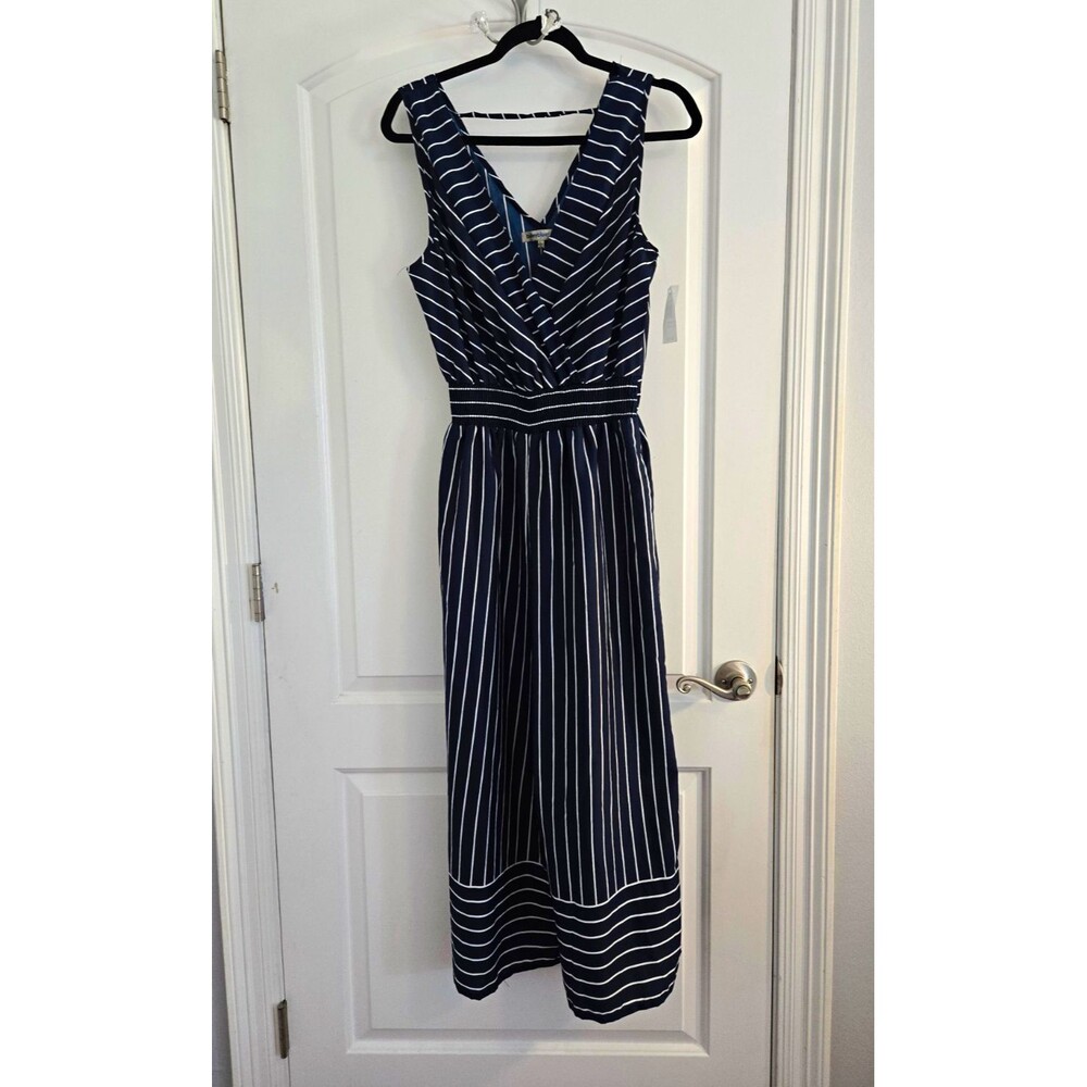 Baileyblue Women’s Navy/White Striped V-Neck Sleeveless Smocked Jumpsuit L